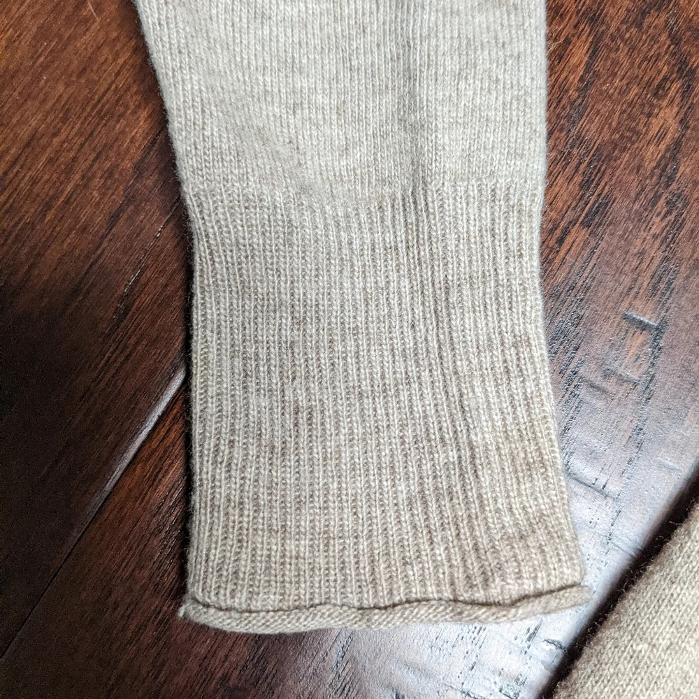 Tan Banana Republic Cardigan - Picture 13 of 15
